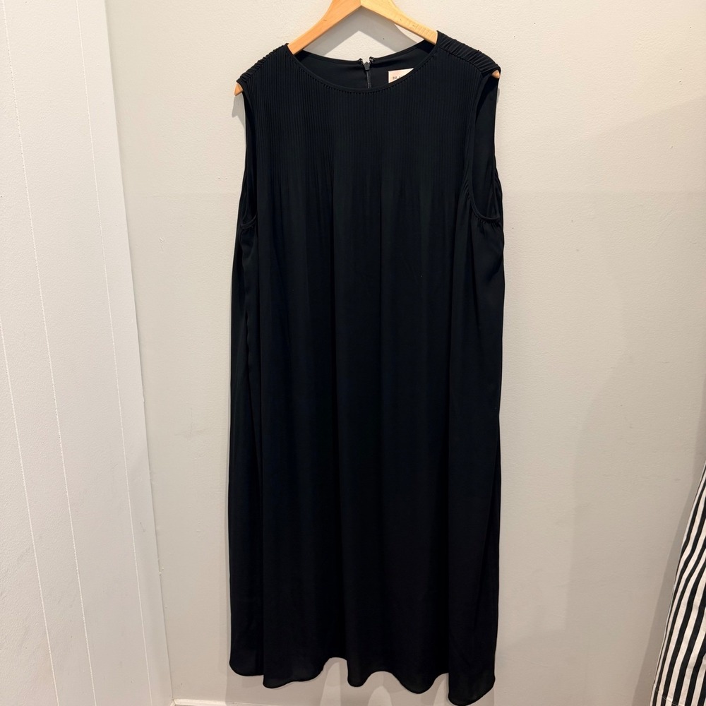 Black Label by Chico's Black Pleated Top Sleeveless Shift Dress | Size 18